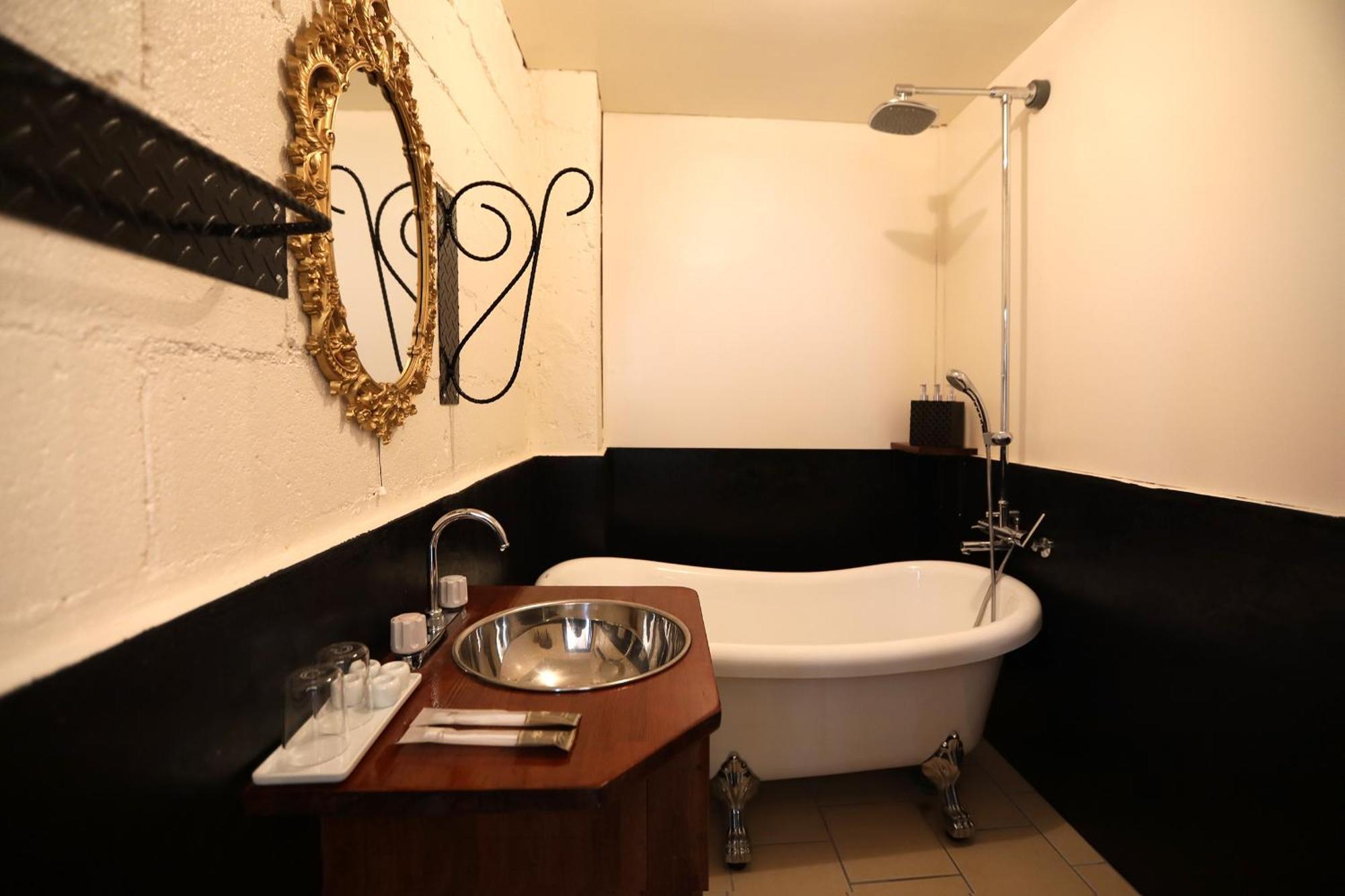 Tripshot Hotels Okinawa Koza Экстерьер фото